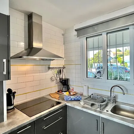 Chateau De La Mer, By Welcome To Apartman